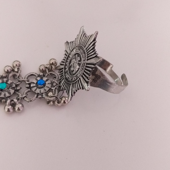 Hand chain + ring - Picture 4 of 4